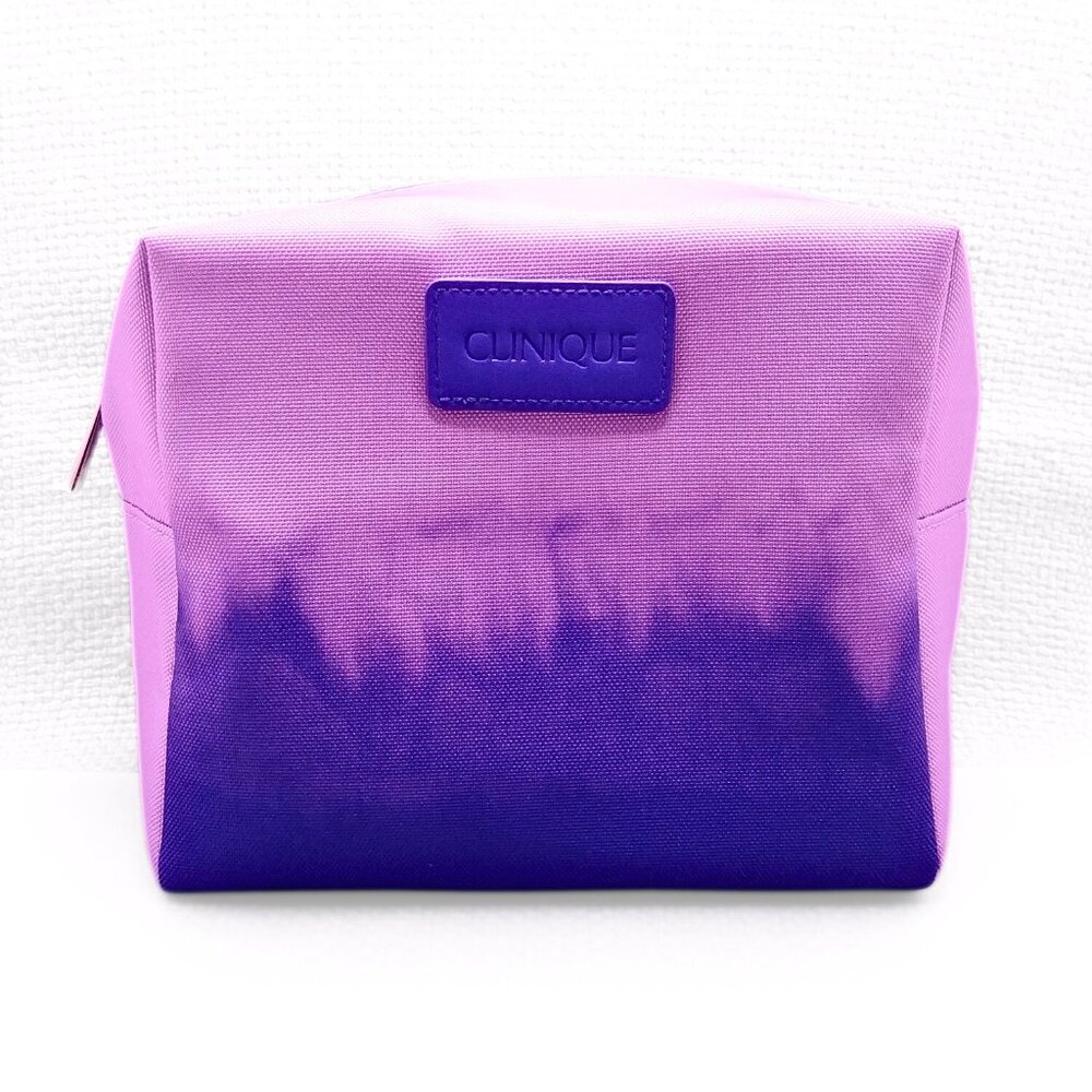 CLINIQUE Take The Day Off Makeup Remover Bundle with Purple Ombre Bag - Picture 5 of 9